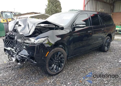 2025 Lincoln Navigator Reserve L z USA, uszkodzony, nr VIN 5LMJJ3LG3SEL08242